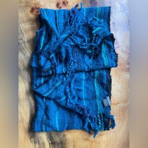 Shupaca Alpaca Fringe Scarf - Boucle - Capri Blue